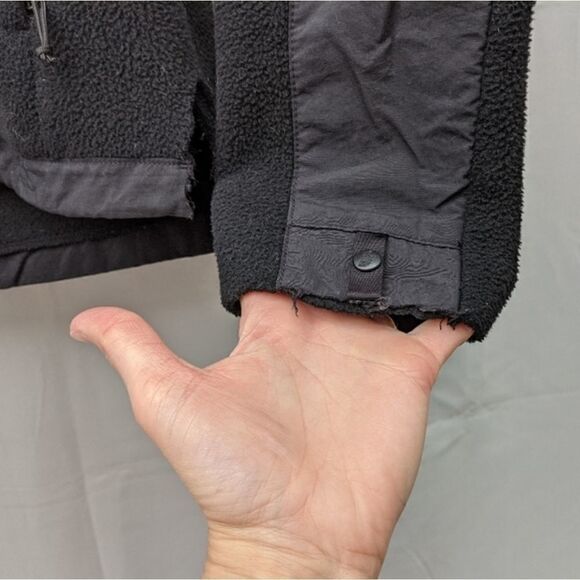 Hooded North Face fleece jacket - Picture 5 of 15